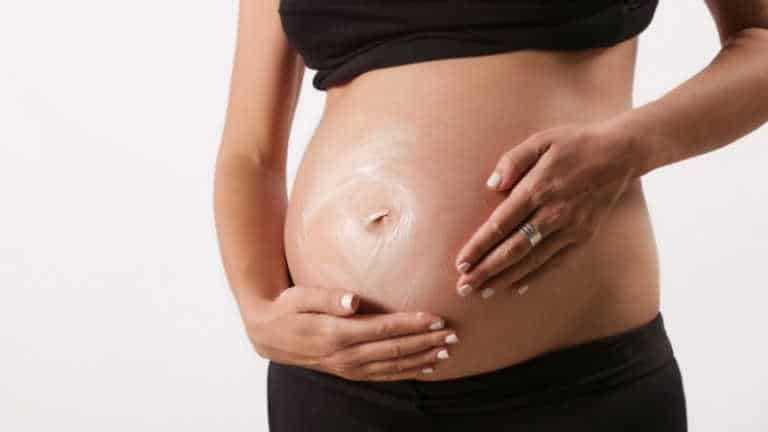 How to Get Rid of Pregnancy Stretch Marks Naturally and Fast