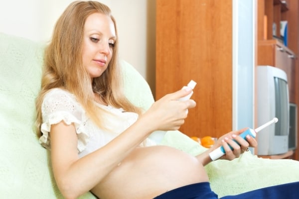 10 Best Pregnancy-Safe Toothpaste and Mouthwash in 2022