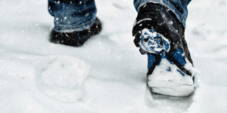 10 Best Snow Boots for Toddlers and Kids To Wear in Winter 2023