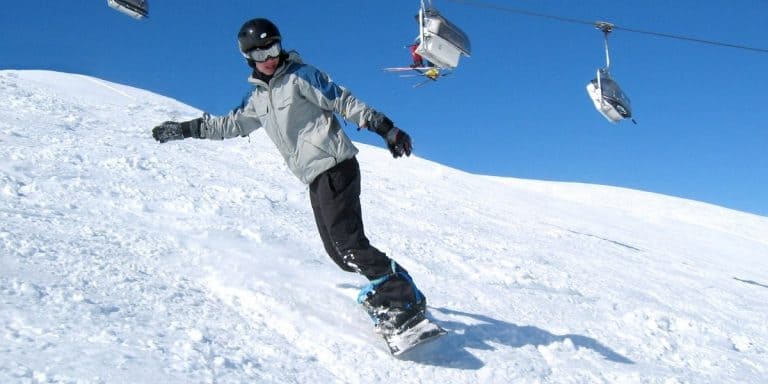 10 Best Snowboards for Kids and Beginners in 2022